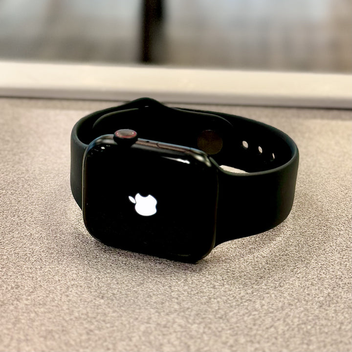 Apple Watch Series 9, GPS + Callular With Stainless Steel || ساعة أبل من السلسلة 9، مزودة بنظام تحديد المواقع العالمي (GPS)